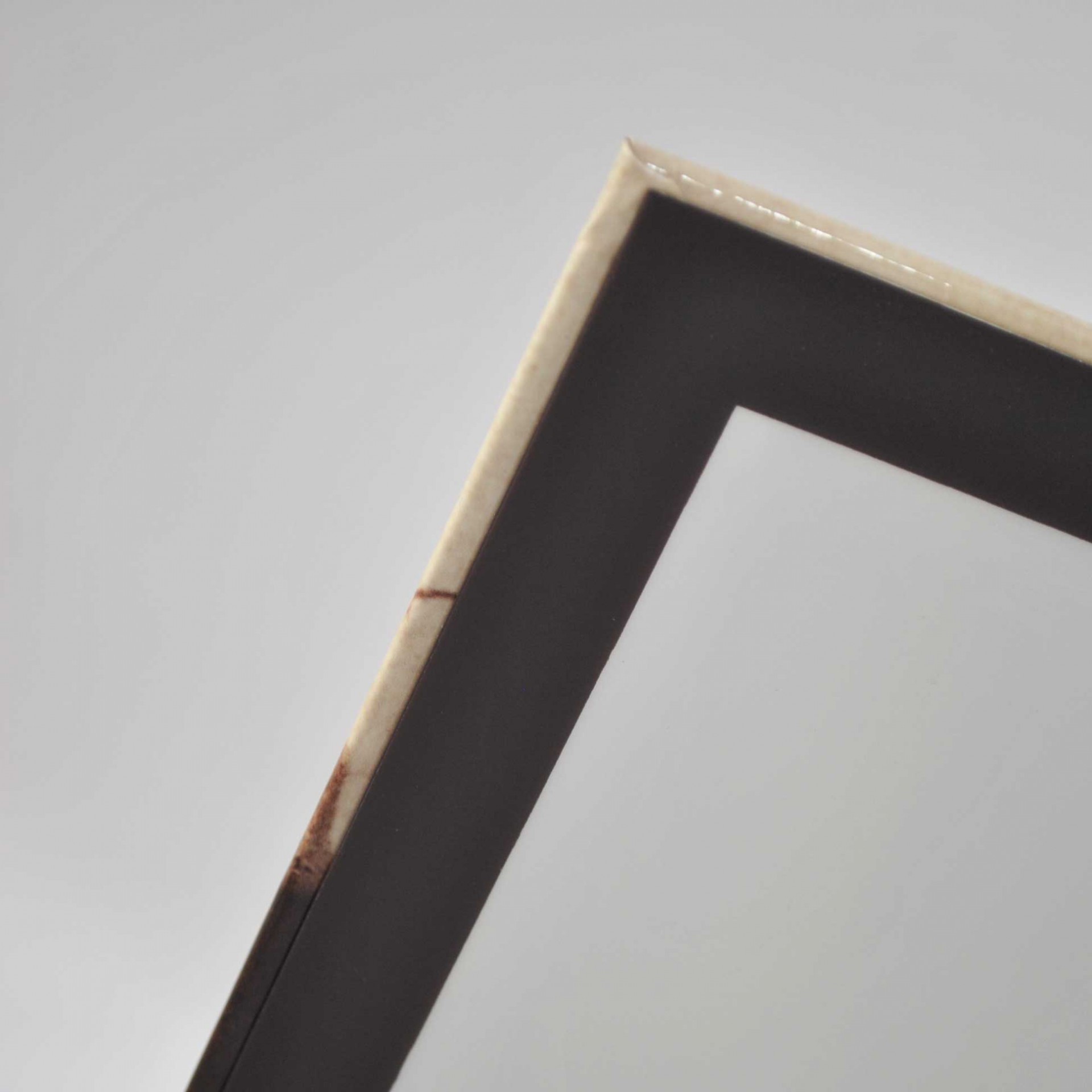 MenuBook Carton